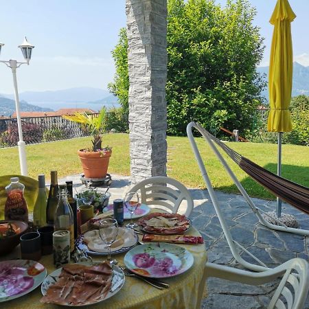 Apartment La Motte Luino Esterno foto