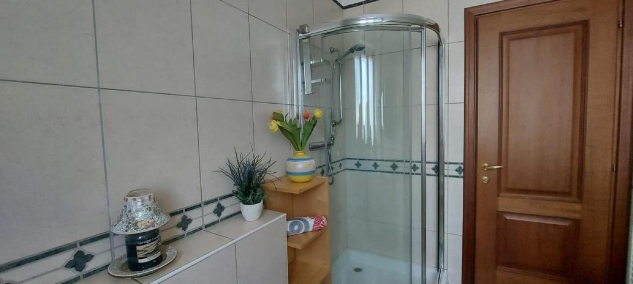 Apartment La Motte Luino Esterno foto